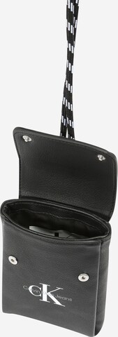 Calvin Klein Jeans Tasche in Schwarz