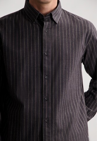 Coupe regular Chemise 'Anthony' Dstrezzed en noir