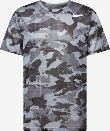 T-Shirt fonctionnel NIKE en gris : devant