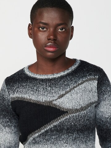 KOROSHI Pullover in Schwarz