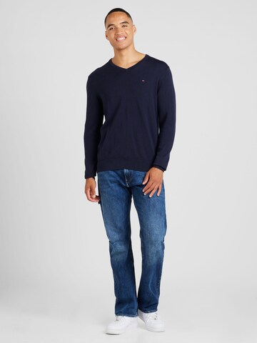 TOMMY HILFIGER Pullover 'ESSENTIAL' i blå