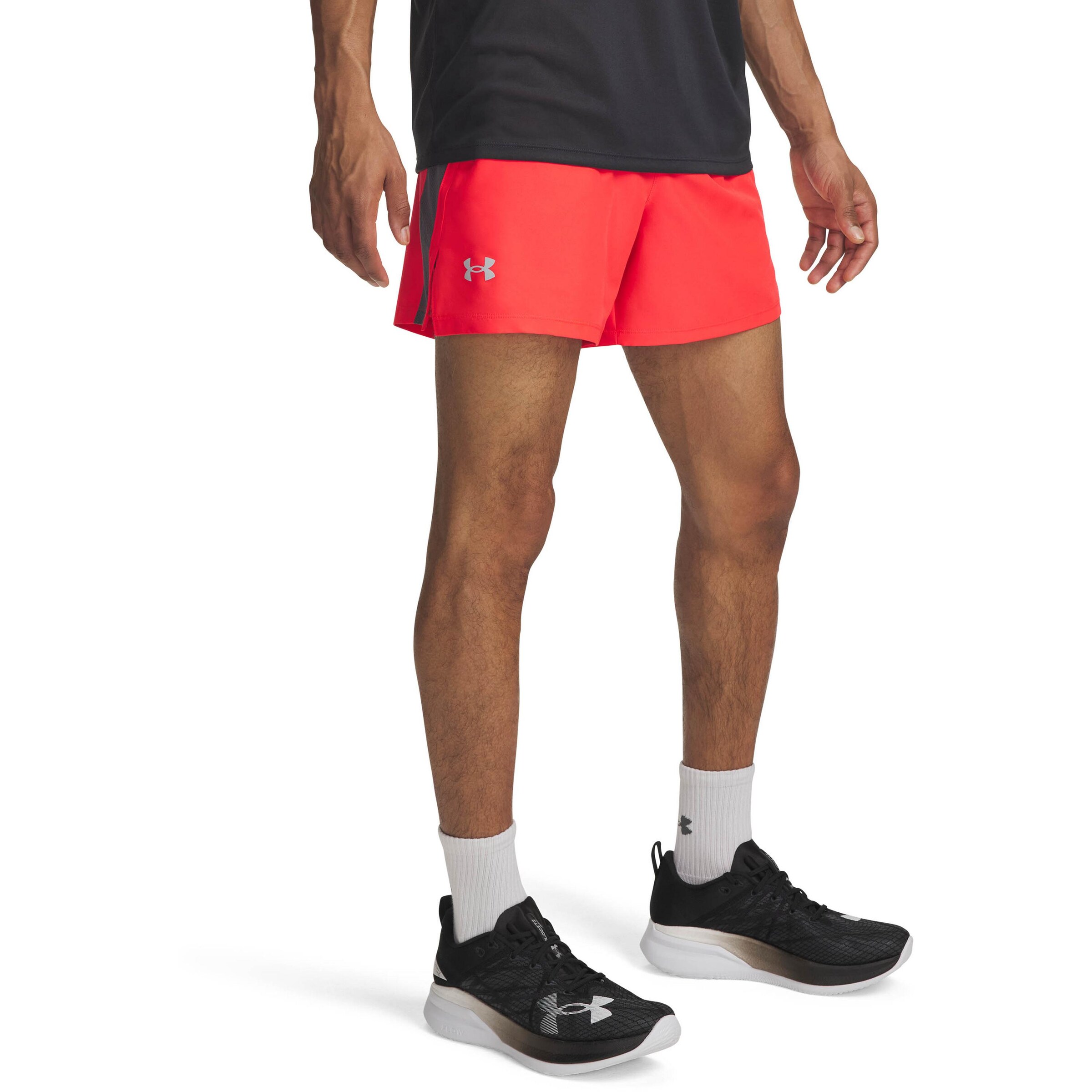 UNDER ARMOUR Regular Sportbroek 'Launch 5' in Rood: voorkant