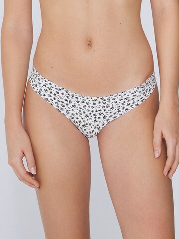 Tezenis Thong in White: front