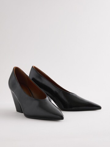 Pumps de la Next pe negru