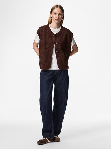 PIECES Vest 'PCKatty' in Brown