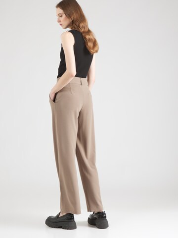 Wide leg Pantaloni con pieghe 'JDYGEGGO' di JDY in marrone
