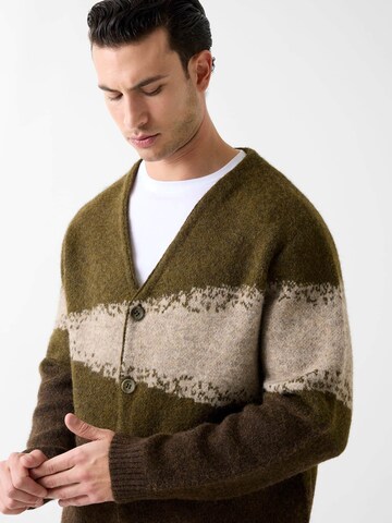 GUESS Strickjacke in Grün