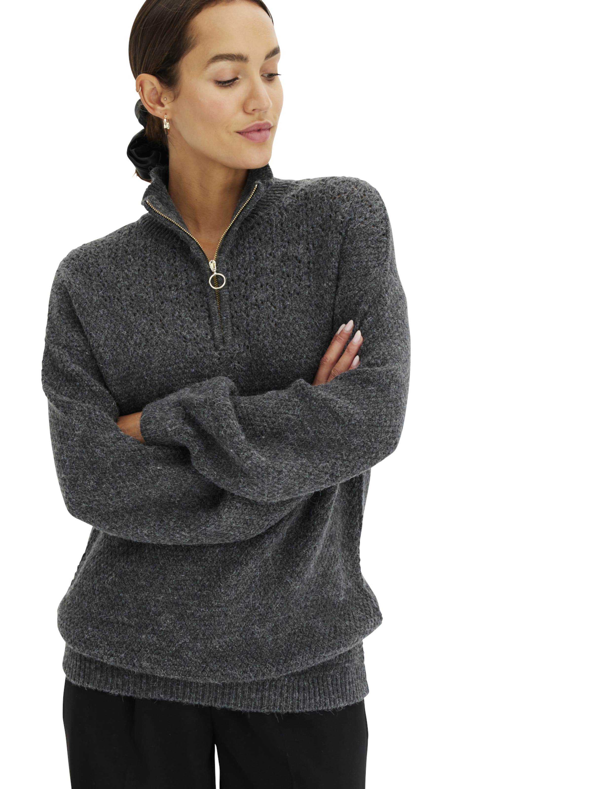 Pull-over bonprix en gris : devant