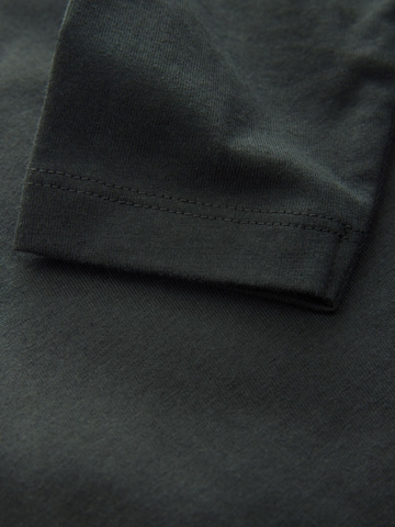 Next Тениска в сиво