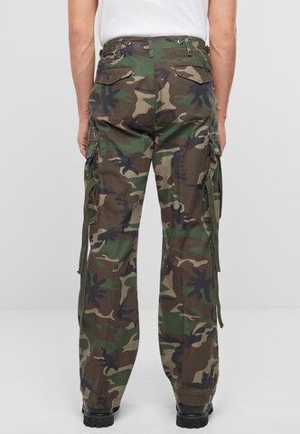 Brandit Loose fit Cargo Pants in Green