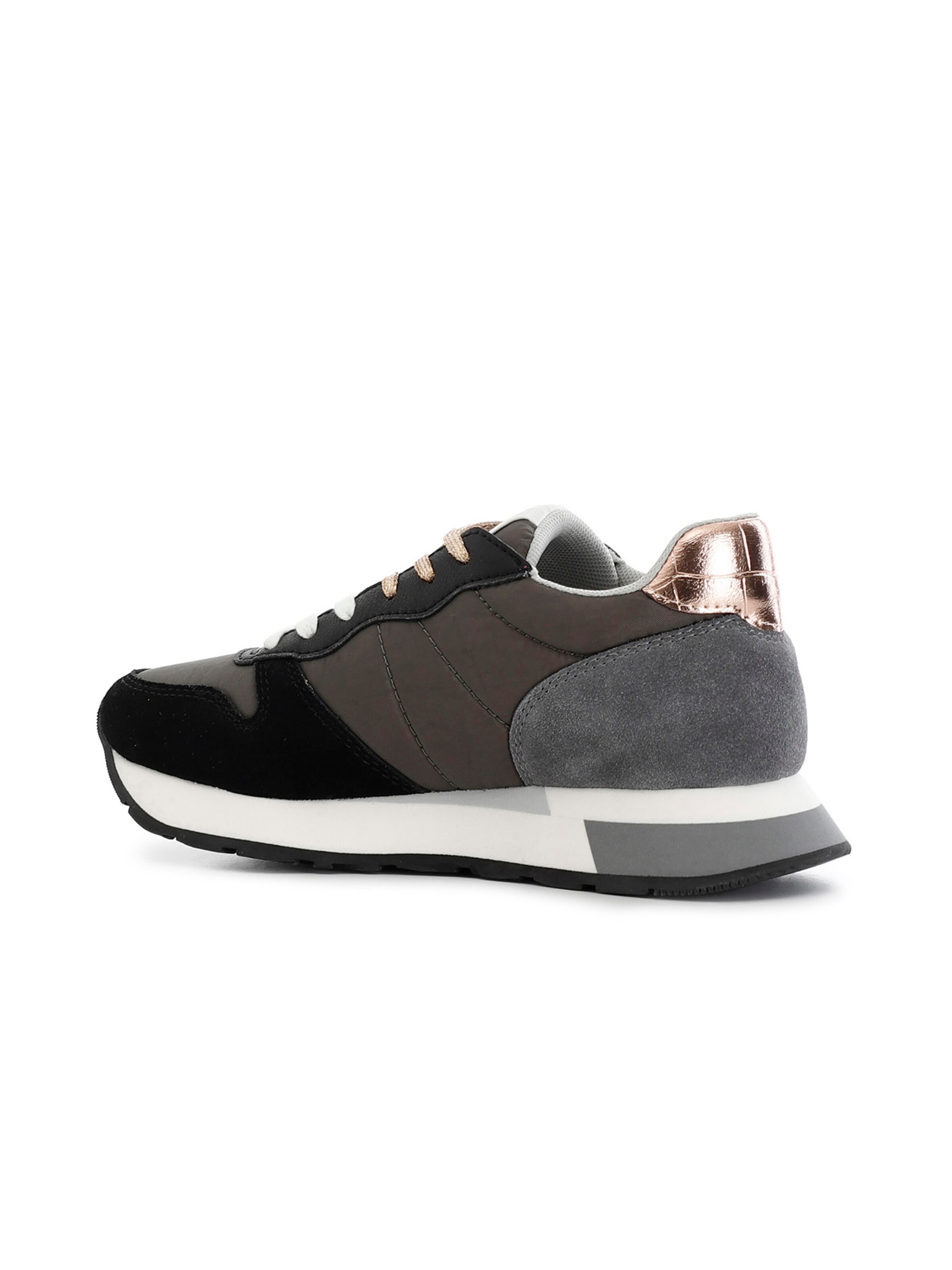 Sneaker bassa di CAFè NOIR in nero