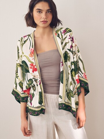 Next Kimono värissä valkoinen
