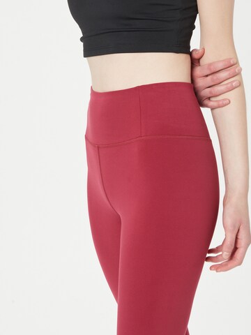 Girlfriend Collective Skinny Sportbroek 'FLOAT' in Rood