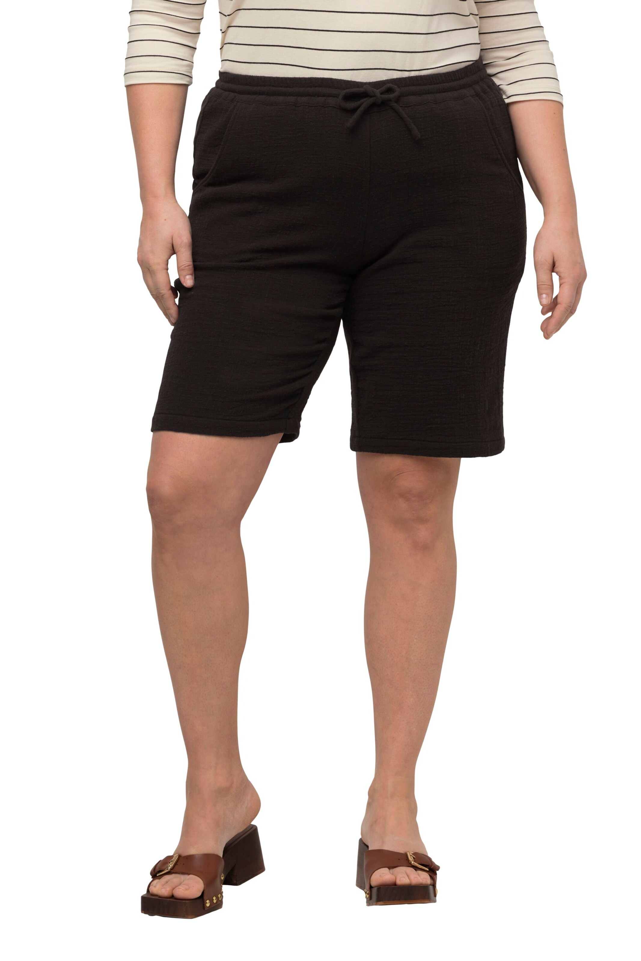 Ulla Popken Regular Pants in Black: front