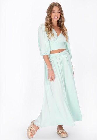 IZIA Skirt in Green