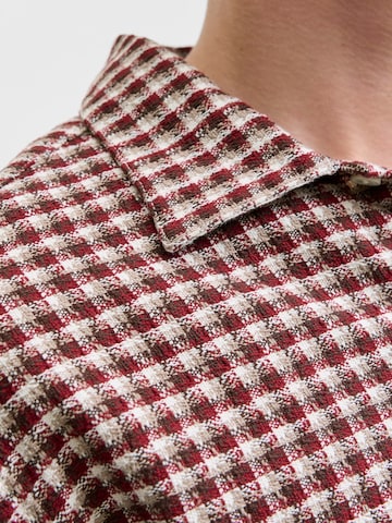 JACK & JONES Regular fit Button Up Shirt in Red