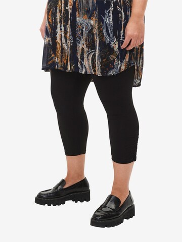 Zizzi Skinny Leggings in Schwarz: predná strana