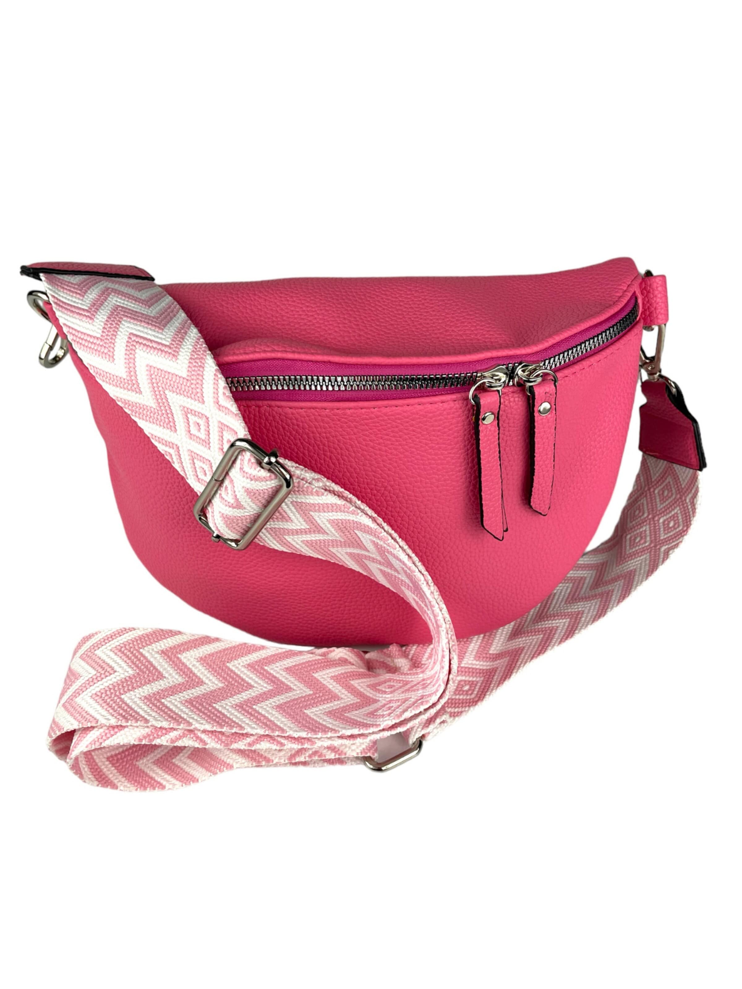 Kumixi Belt bag in Pink: front