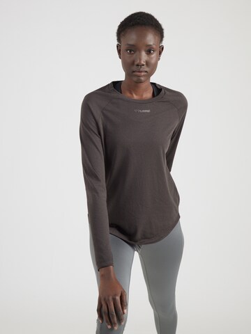 Hummel Performance shirt 'Vanja' in Brown: front