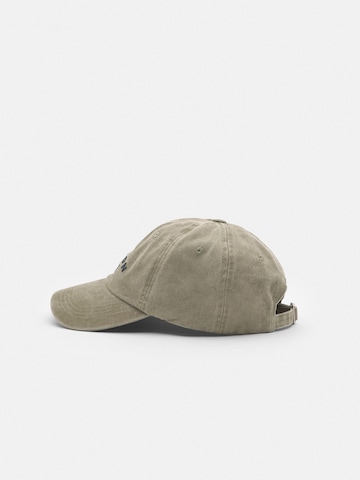 Pull&Bear Lippalakki värissä beige