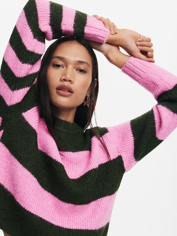 Desigual Sweater in Pink