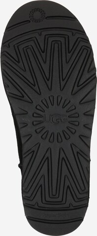 UGG - Botas 'CLASSIC' en negro