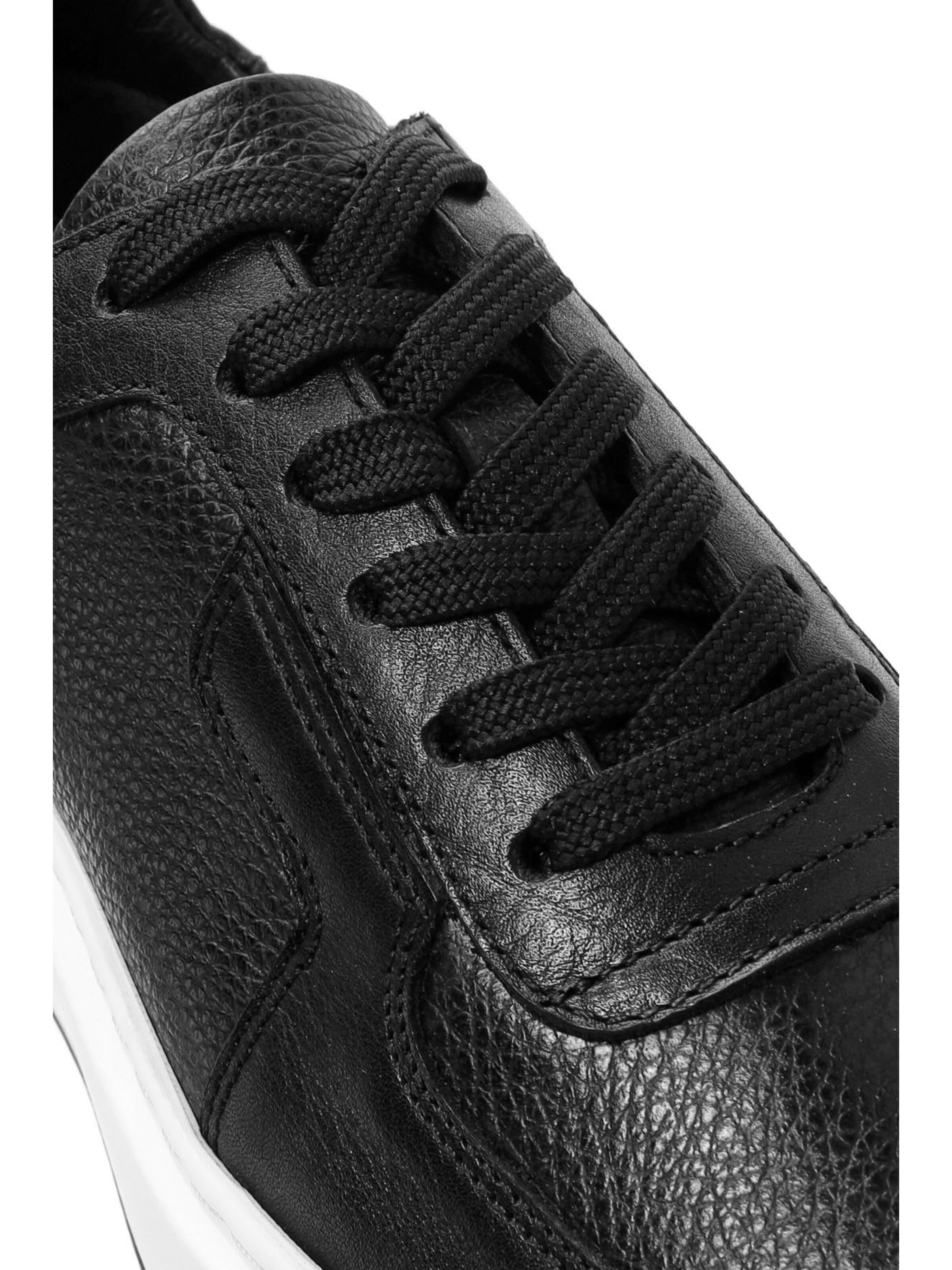 Baskets basses Derimod en noir