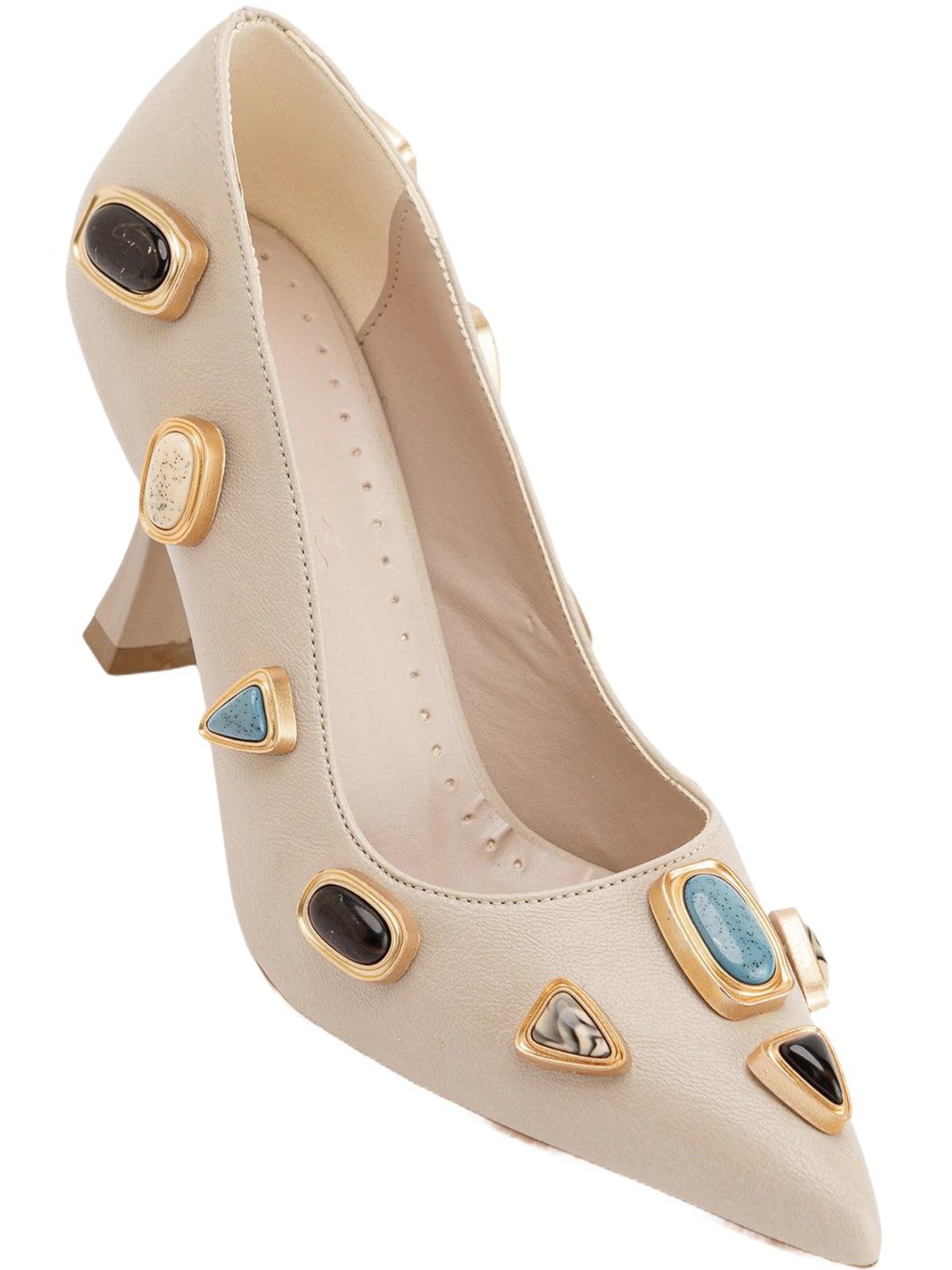 Limoya Pumps 'Rina'‌‌‌‌‌‌‌ in Beige: Vorderseite