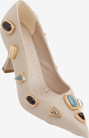Limoya Pumps 'Rina' in Beige: Vorderseite
