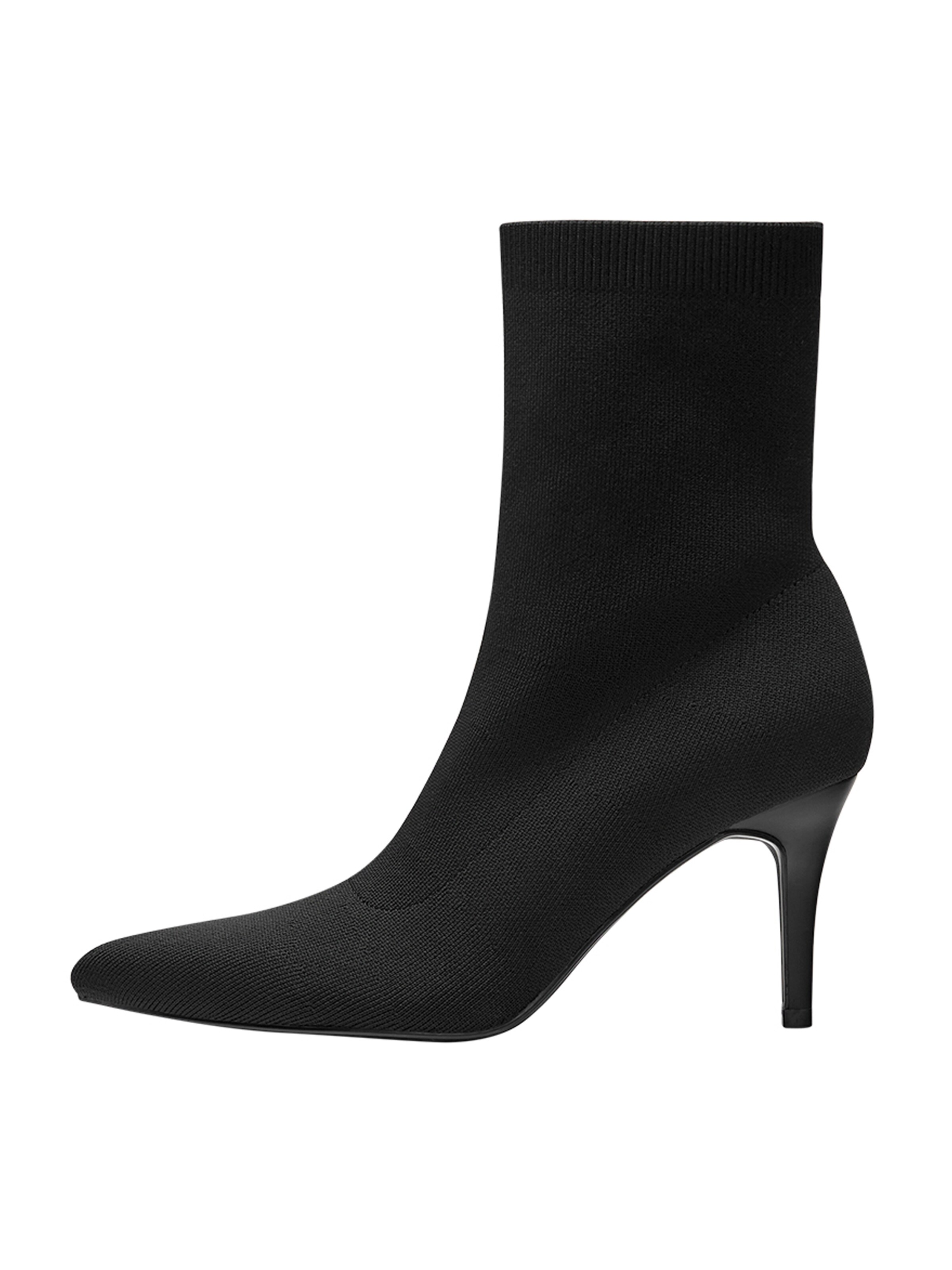 Pull&Bear Bootie in Black
