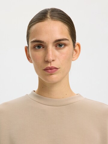 T-shirt oversize 'SLFTenny' SELECTED en beige