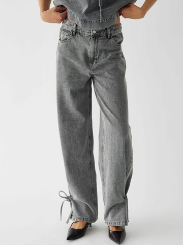 Regular Jean ' N-Kika MW Jeans ' Noella en gris : devant