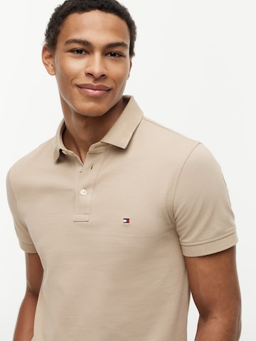 bēšs TOMMY HILFIGER T-Krekls 'CORE 1985'