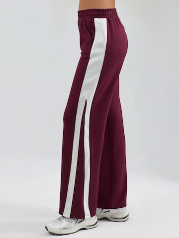 Wide leg Pantaloni di Hiccup in rosso