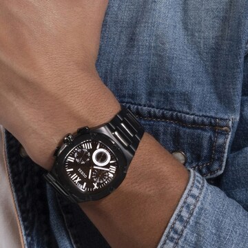 Orologio analogico di GUESS in nero: frontale