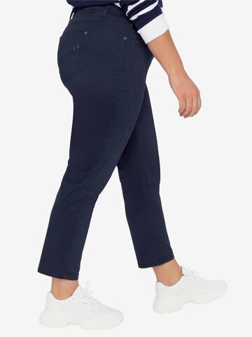 SHEEGO Slimfit Hose in Blau