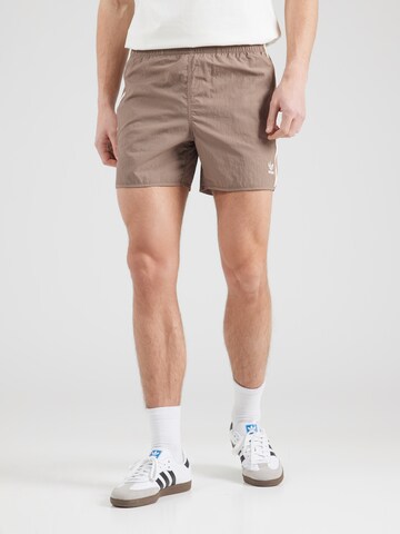regular Pantaloni 'Adicolor Classics Sprinter' di ADIDAS ORIGINALS in beige: frontale