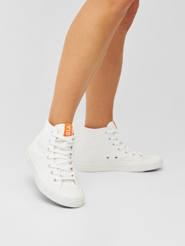 Bianco High-Top Sneakers in White