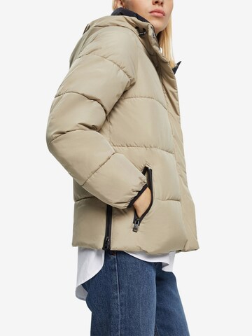 ESPRIT Jacke in Beige