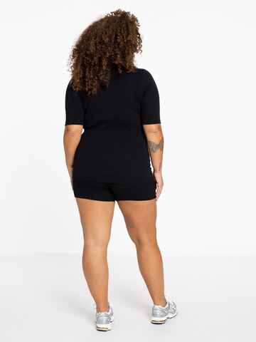 YOEK Shirt in Zwart