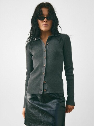 Noella Kardigan ' Lilanna ' – šedá: přední strana