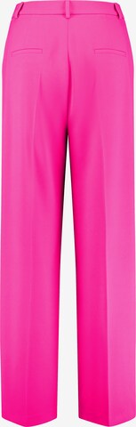 Wide leg Pantaloni con piega frontale di TAIFUN in rosa