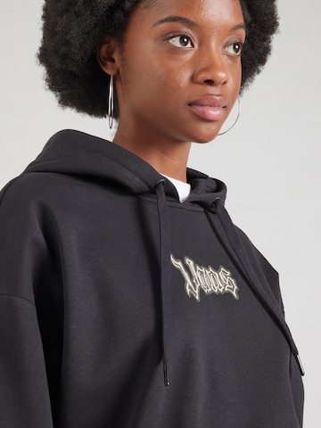 VANS - Sudadera en negro