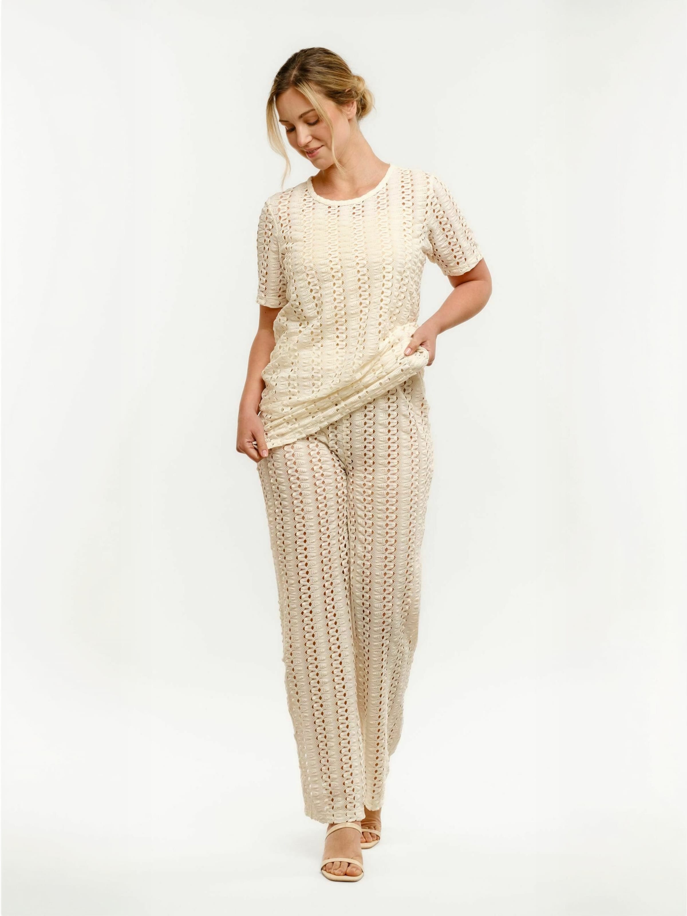 Regular Pantalon ' CROC ' Liberte Essentiel en blanc : devant