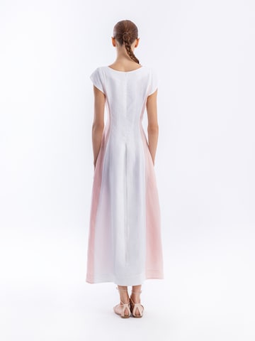 Abito 'Dreams In Bloom' di Haris Cotton in bianco