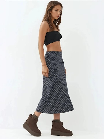 Hiccup Skirt in Blue