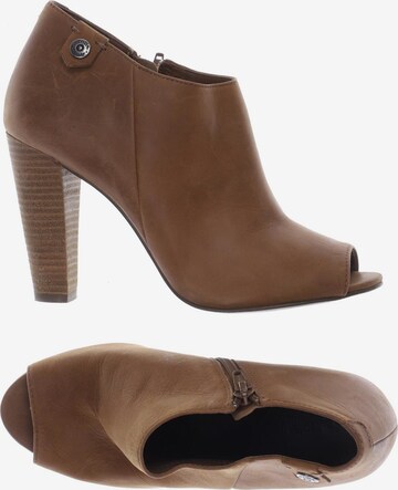 Tommy Jeans High Heels & Pumps in 39 in Brown: front