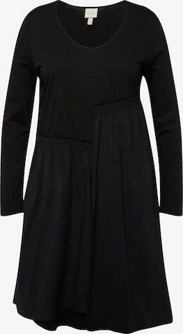 Robe Ulla Popken en noir : devant