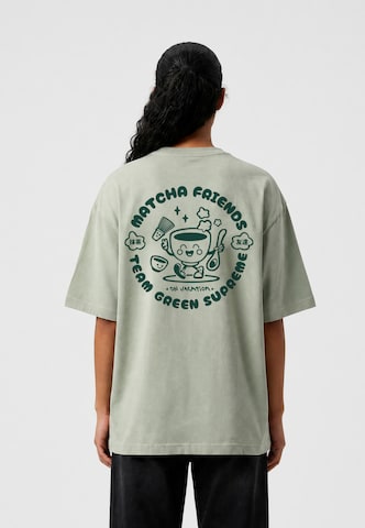 On Vacation Shirt 'Matcha Friends' in Green