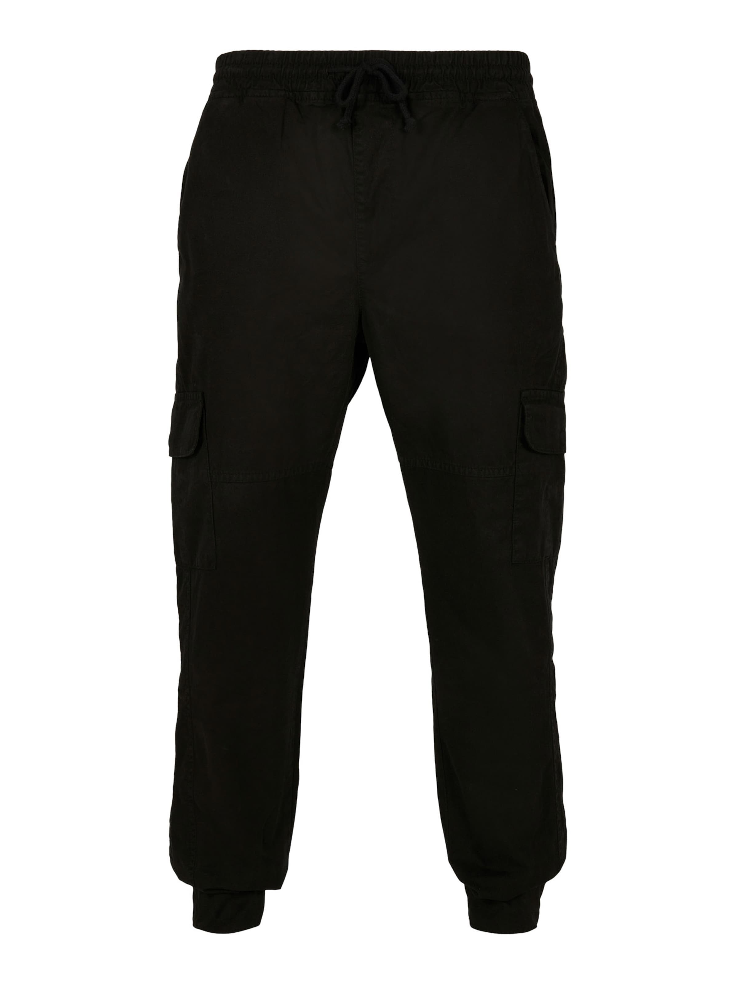 Urban Classics Cargo trousers in Black: front